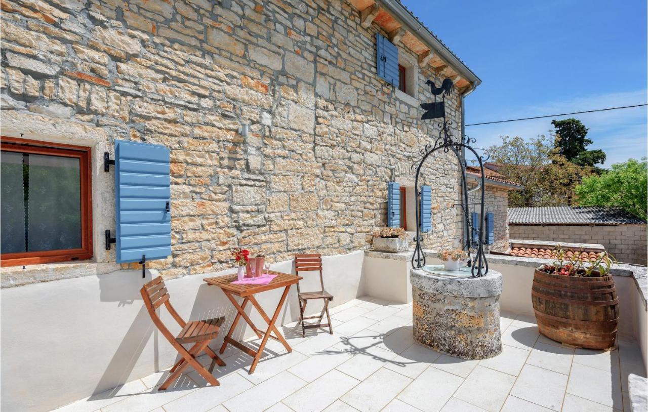 Cozy Home In Pamici With Kitchen المظهر الخارجي الصورة
